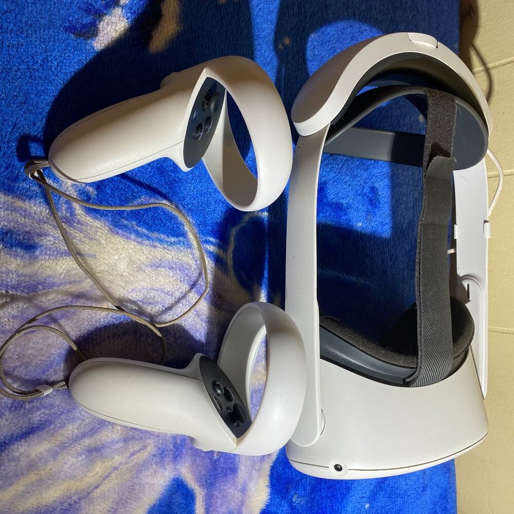 Quest 2 W/elite Strap